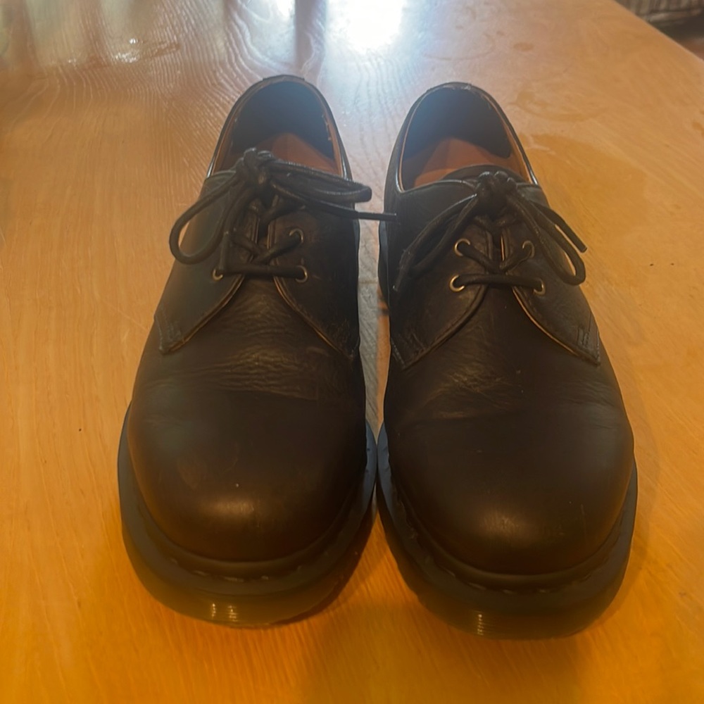 DR. MARTENS I Sz 9 I 1461 Leather Harvest Shoe